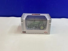 SPECCAST 1/64 SCALE GREEN OLIVER 1750 W/ LOADER