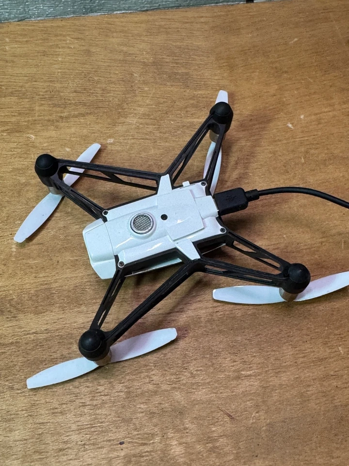 Parrot White & Black 4" Mini Drone, No Remote Comes w Cable, FreeShipping! - Image 4 of 4