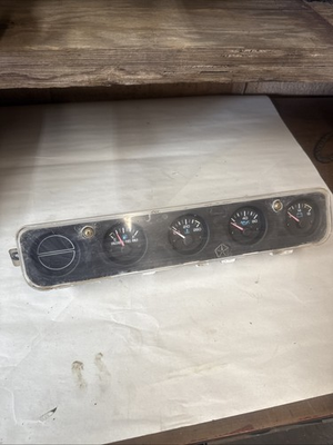 #ad Jeep YJ Center Gauge Cluster WRANGLER 92 95 Fuel Temp Oil Pressure Volt $114.98