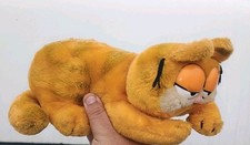 Vintage Garfield Plush 9" 1978 Stuffed Orange Cat United Dakin Syndicate Korea
