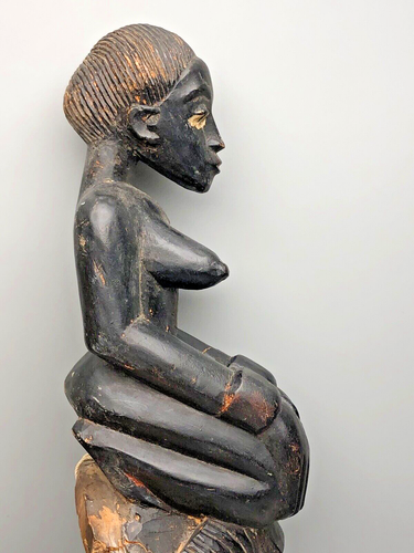 Antique African Ghana Wood Carved Mask with Woman Figure Kneeling top of Head - Picture 3 of 14