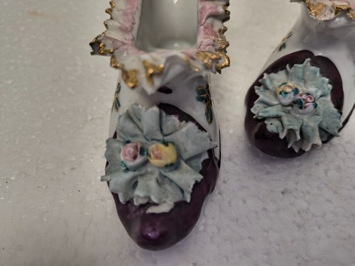 Vintage Miniature Porcelain Shoe Gilded Ruffled Edge w/Roses Gold Trim Set of 2 - Picture 7 of 12
