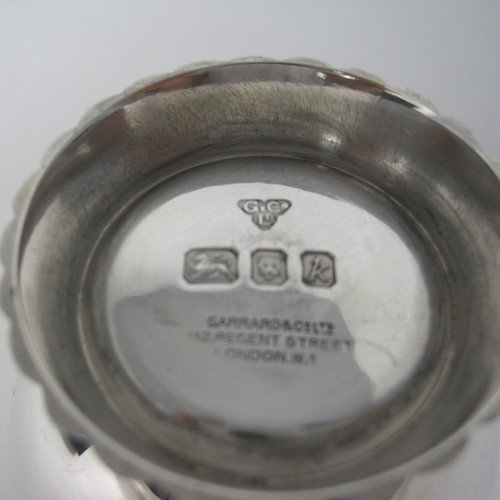 Good Quality Boxed Silver Garrard & Co Christening Cup - London 1965 - Picture 6 of 7