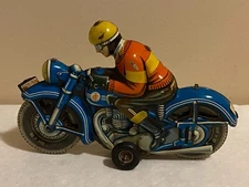 Vintage Original TCO-58 Tippco Germany Tin Toy Motorcycle Racer Z-62