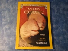 VINTAGE NATIONAL GEOGRAPHIC September 1975 MARK TWAIN Red Sea GREENLAND S. Korea