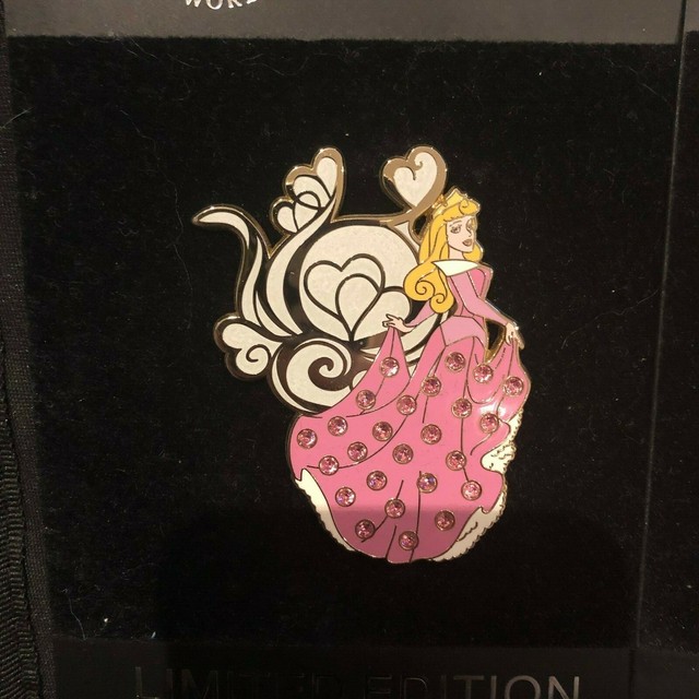 Rare Disney Jumbo Pin Trading Princess Aurora Sleeping Beauty