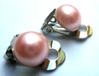 Boucles d`Oreilles Clips couleur argent demie Perle Rose nacré bijou vintage 430 - Photo 1/2
