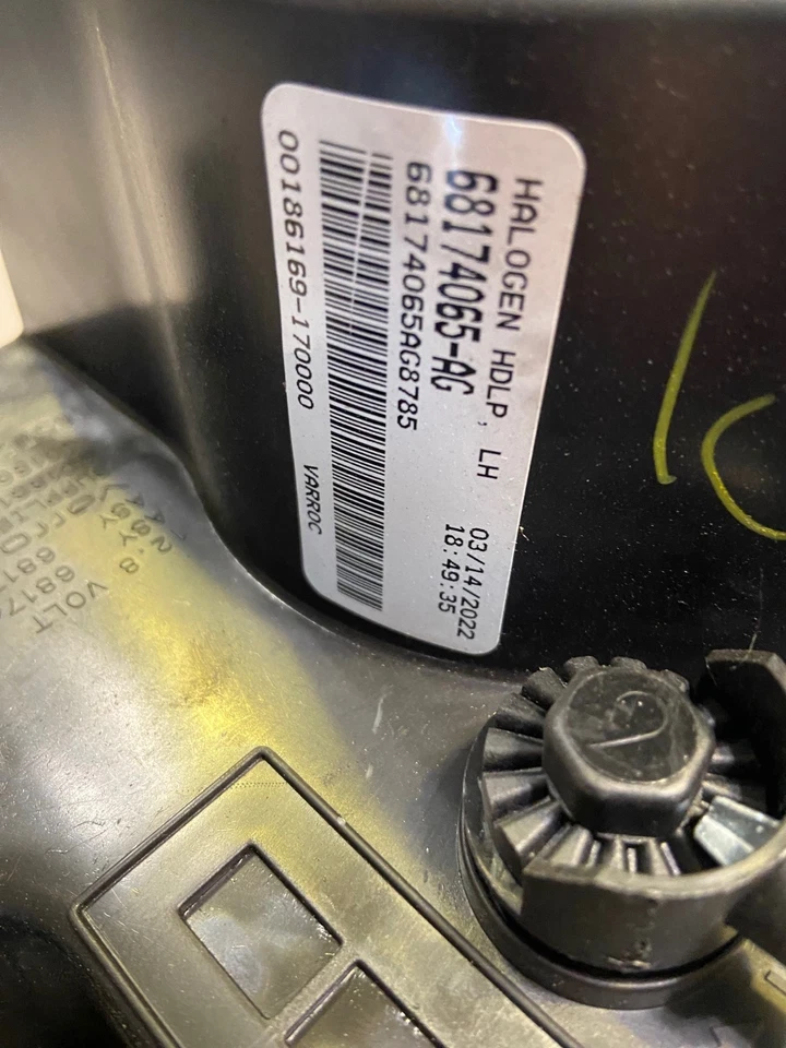 Scheinwerfer Dodge CHALLENGER Coupe 2015-2023 links USA 68174065-AG - Bild 4 von 4