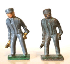 TRAIN OILMAN W/ OIL CAN & WRENCH (2) GREY IRON BARCLAY MANOIL CAST IRON & ALUM