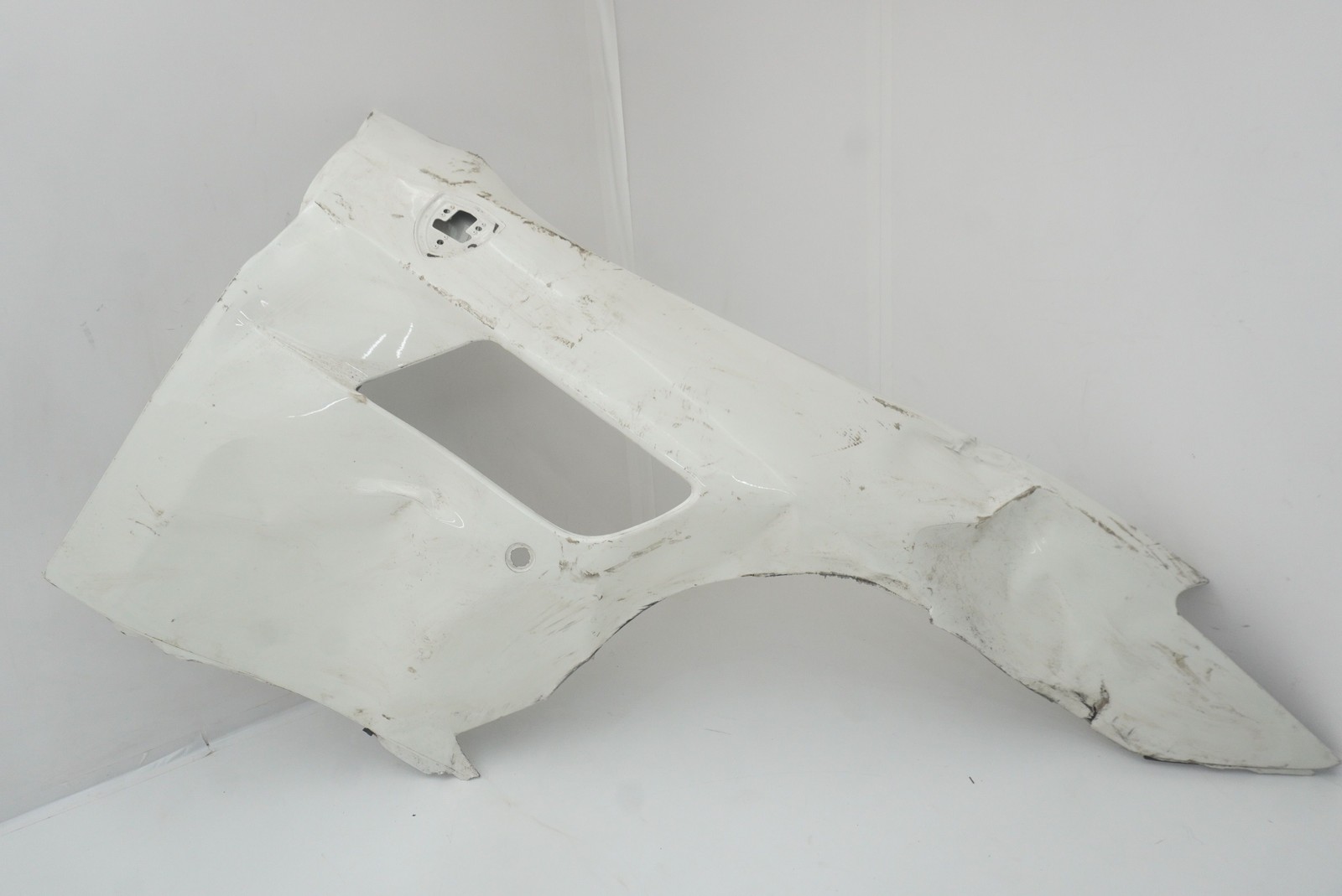 Ferrari GTC4Lusso Front Right Side panel P/N 86625211