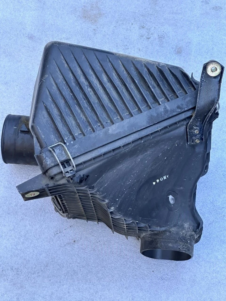 Carcasa de filtro de filtro de aire Acura RL 2000 Foto 3 de 4