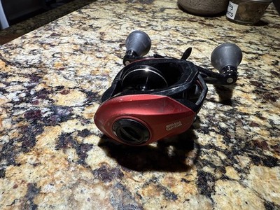 リール REVO BEAST ROCKET Abu Garcia Reel Revo Beast Rocket (REVO BEAST ROCKET) 40