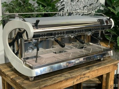 NUOVA SIMONELLI AURELIA WAVE VOLUMETRIC 3 GROUP NEW WHITE ESPRESSO COFFEE MACHIN