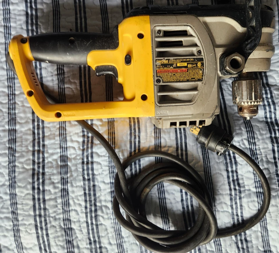 Taladro con cable DEWALT DWD460 11 amperios 1/2 pulgada ángulo recto y viga Foto 3 de 4
