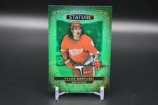 2022-23 Stature Hockey Tyler Bertuzzi #39 Emerald Parallel Detroit Redwings /99