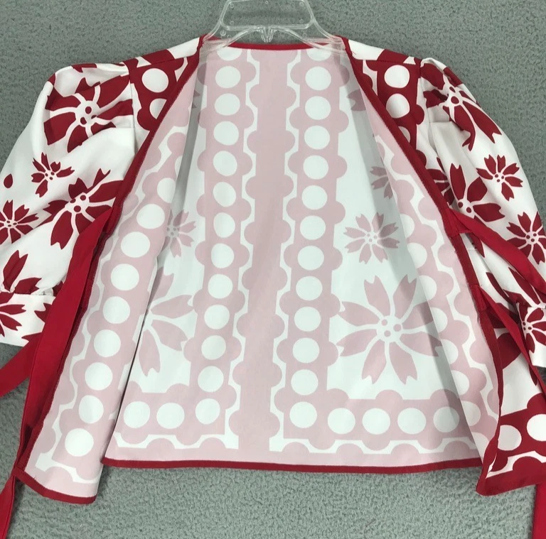 Blusa Shein Cubierta Recortada Talla L 8/10 Manga Corta Globo Frontal Cinta Corbata Roja Foto 2 de 4