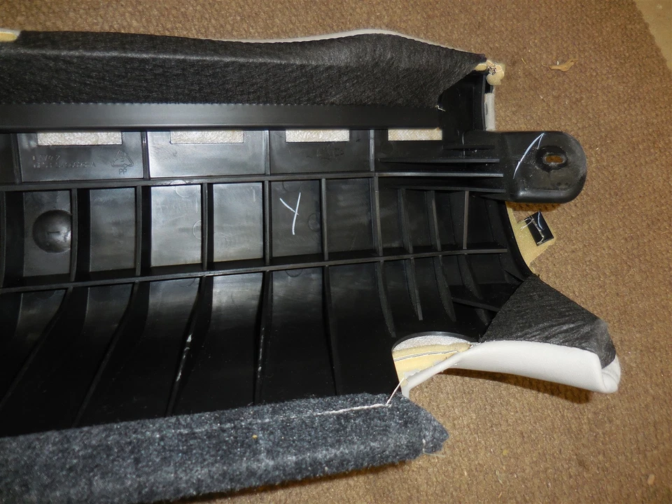 Lincoln MKZ 2007-2009 asiento soporte lateral pieza trasera lado derecho usado OEM Foto 4 de 4