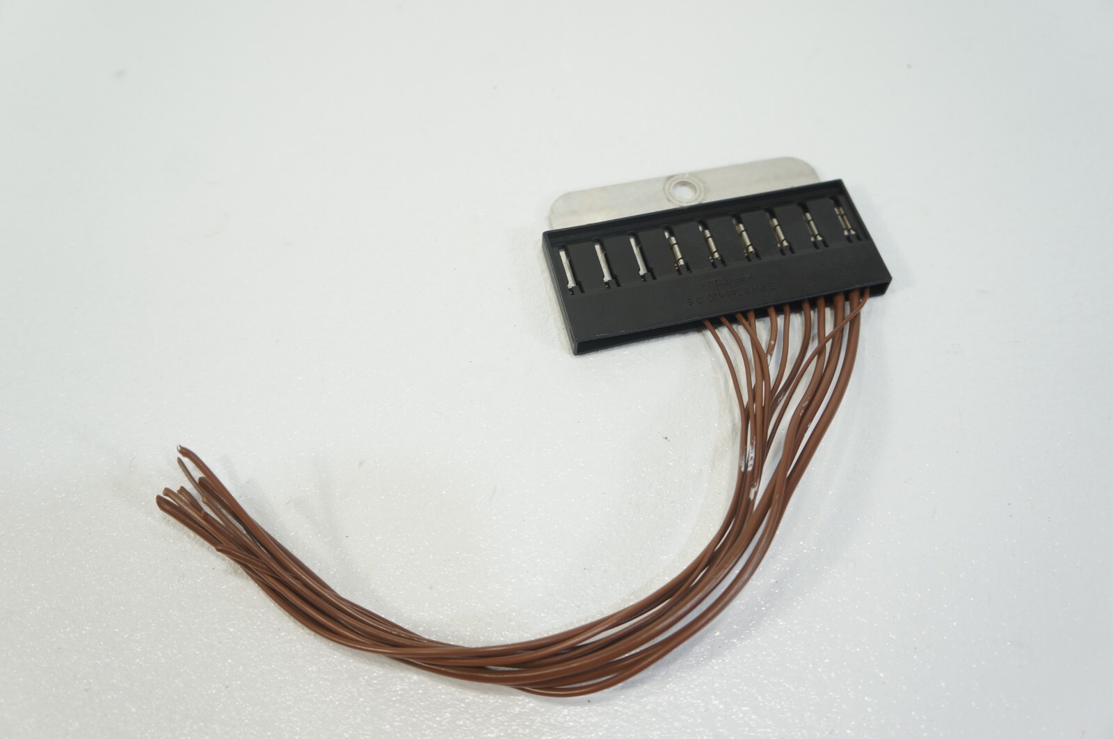 OEM negative wire cable terminal clamp loom ground connector cut 8 366 620 BMW