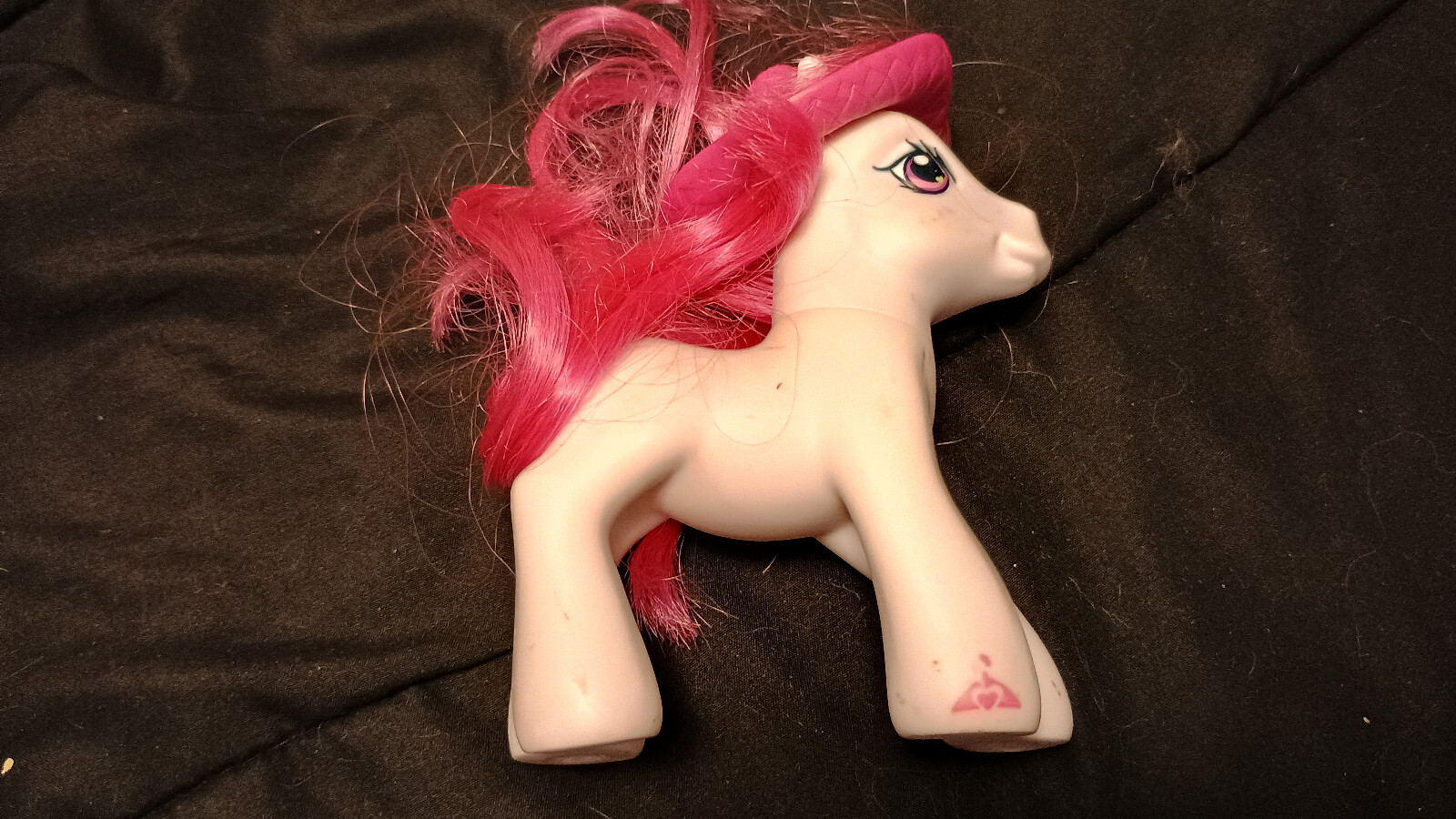 Figurina My Little Pony Strawberry Swirl 25° Compleanno Celebrazione Con Cappello 2007