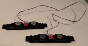 Zwei Lautsprecher VNR107R-1 von Grundig LED TV 40 VLE 8120 BG