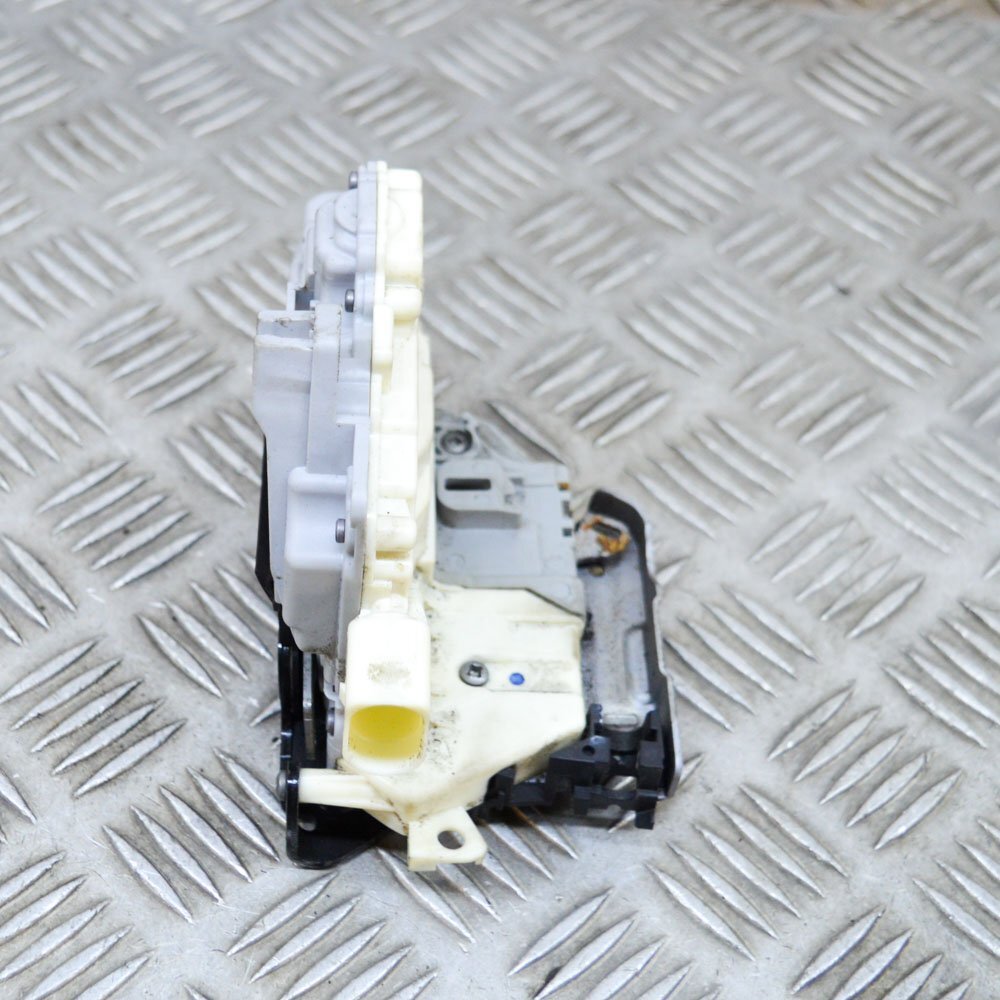 Valise Latérale Gauche Pour Audi Q3 8U (2.0 Diesel 120KW 2013) - Pièce Détachée - 8U0863879J