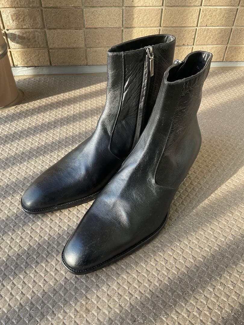 YSL Saint Laurent Men's Black Leather Side Zip Ankle Boots Size 45 YSL Saint Laurent Men's Black Leather Side Zip Ankle Boots Size 45