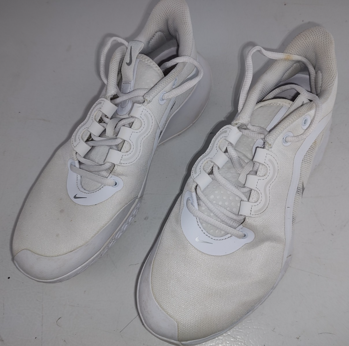 nike air max volley white