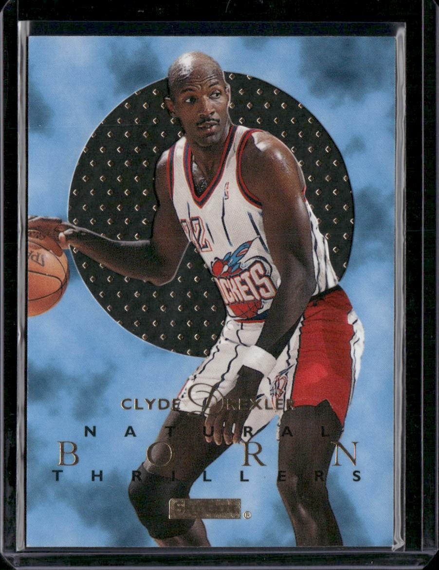 1995-96 SkyBox E-XL #4 Clyde Drexler Natural-Born-Thrillers