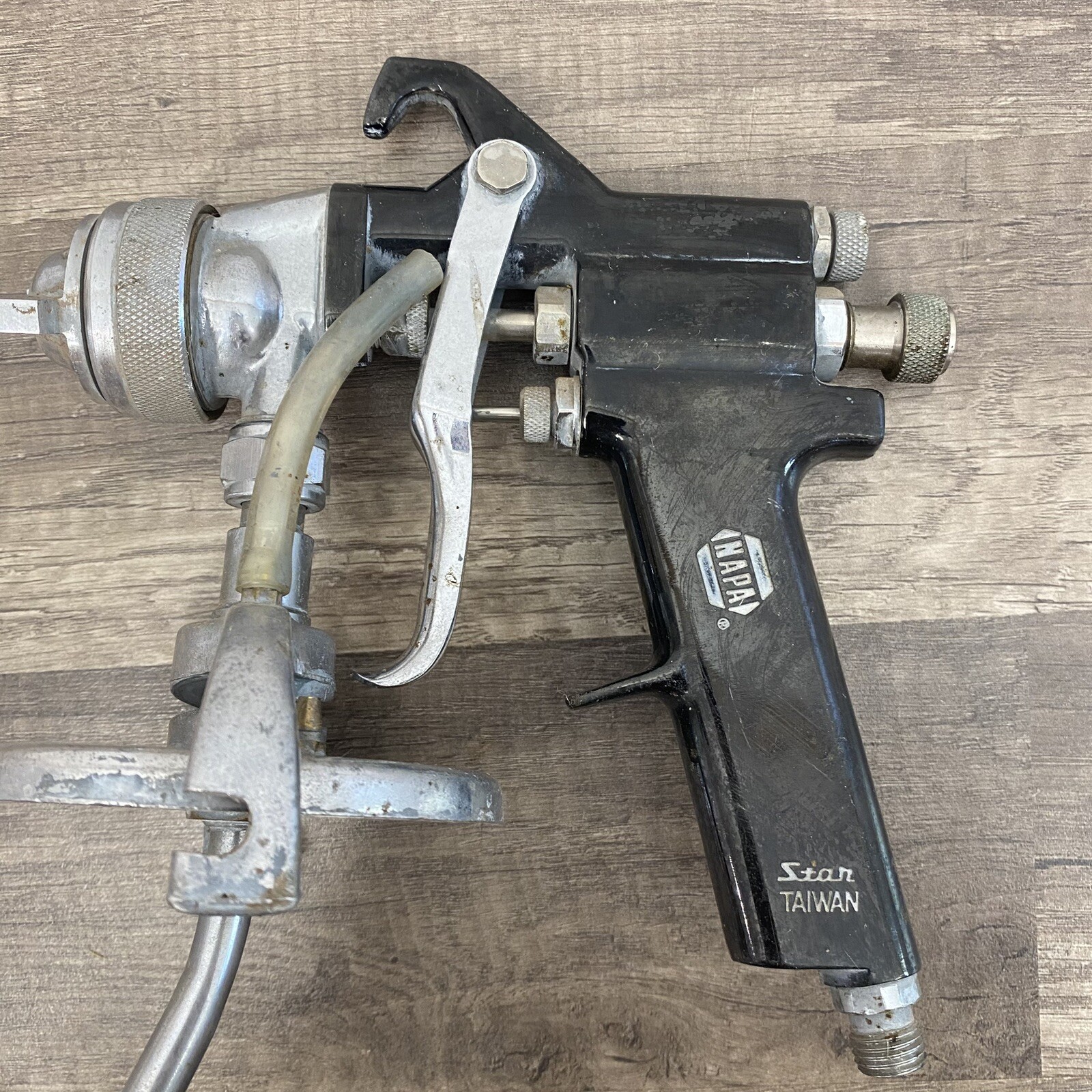 NAPA Pneumatic Spray Paint Gun Auto Body No Tank Read eBay