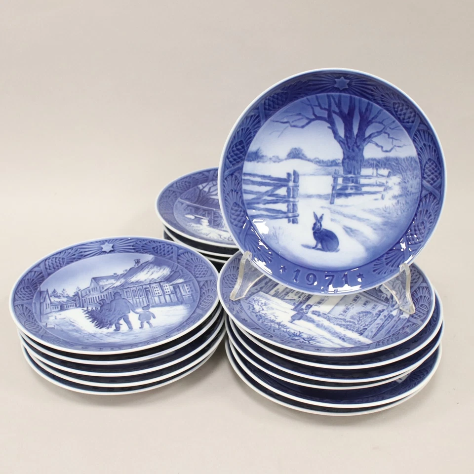 Royal Copenhagen Piatto di Natale Porcellana Blu Cobalto Prima Scelta Originali - Immagine 3 di 4