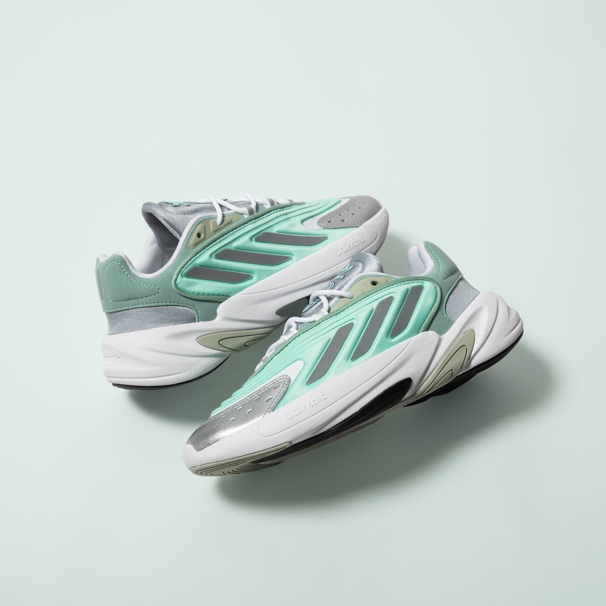 オキシリア Adidas Ozelia Hazy Green Silver Metallic Women's Athletic Shoes