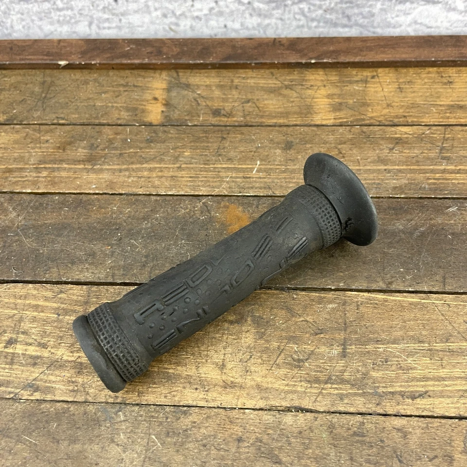 Redline BMX Grip Orphan 1 ONE Black  Vintage CUT Wear Old School BMX - Image 4 of 4