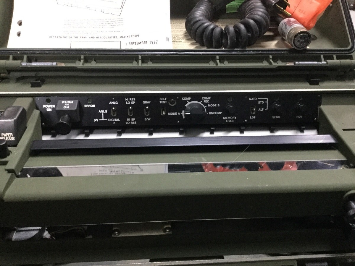 米軍実物　FACSIMILE SET TACTICAL AN/GXC-7A U.S. Military Genuine FACSIMILE SET TACTICAL AN/GXC-7A