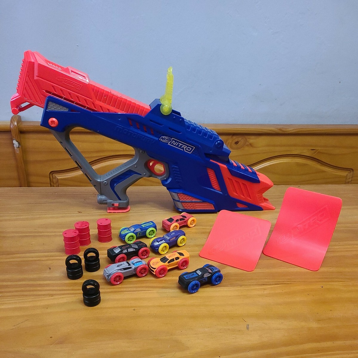 Nerf Nitro Longshot - Smash Foam Cars - Hasbro Branded (17 pieces