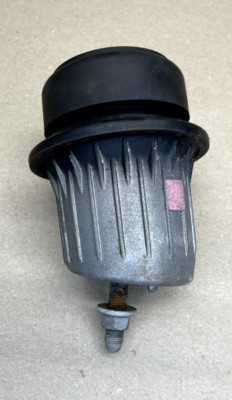 06-15 Lexus IS250 IS350 ISC FRONT ENGINE MOUNTING INSULATOR L/R OEM 12361-31100