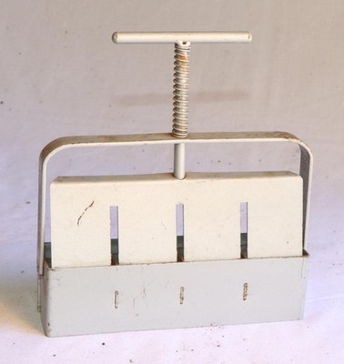 Vintage 4 by 2'' Soil Blocker Tool