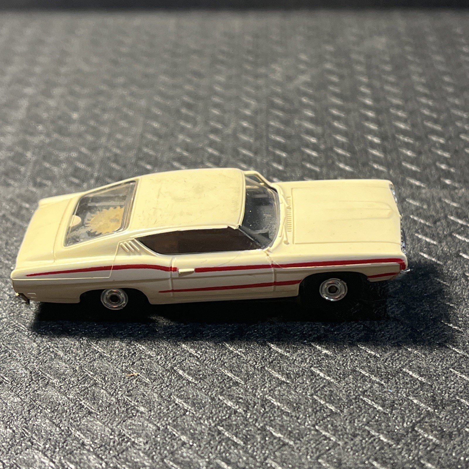 Picture 2 of 11