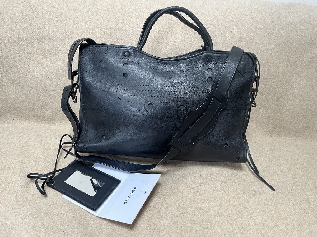 Balenciaga Medium Blackout City Bag In Matte Black | eBay