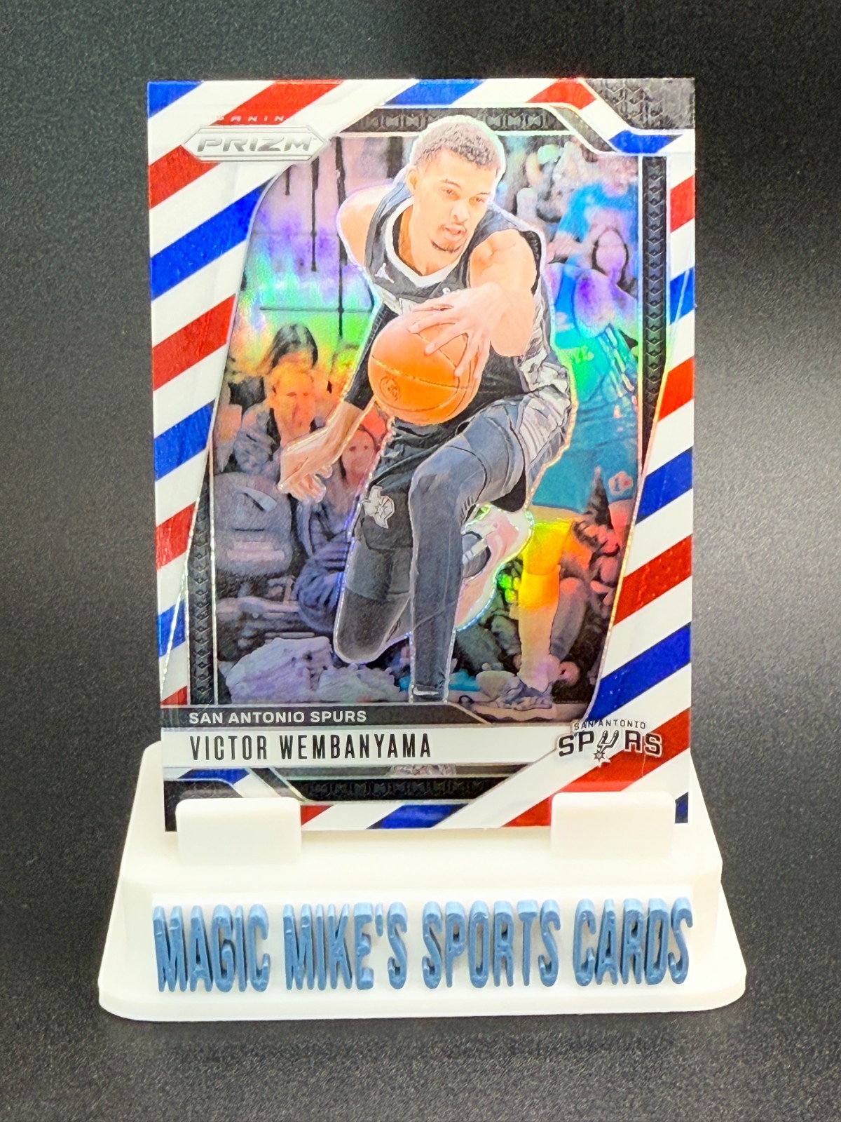 Victor Wembanyama 2024-25 Panini Prizm #172 Red White Blue Prizm Spurs