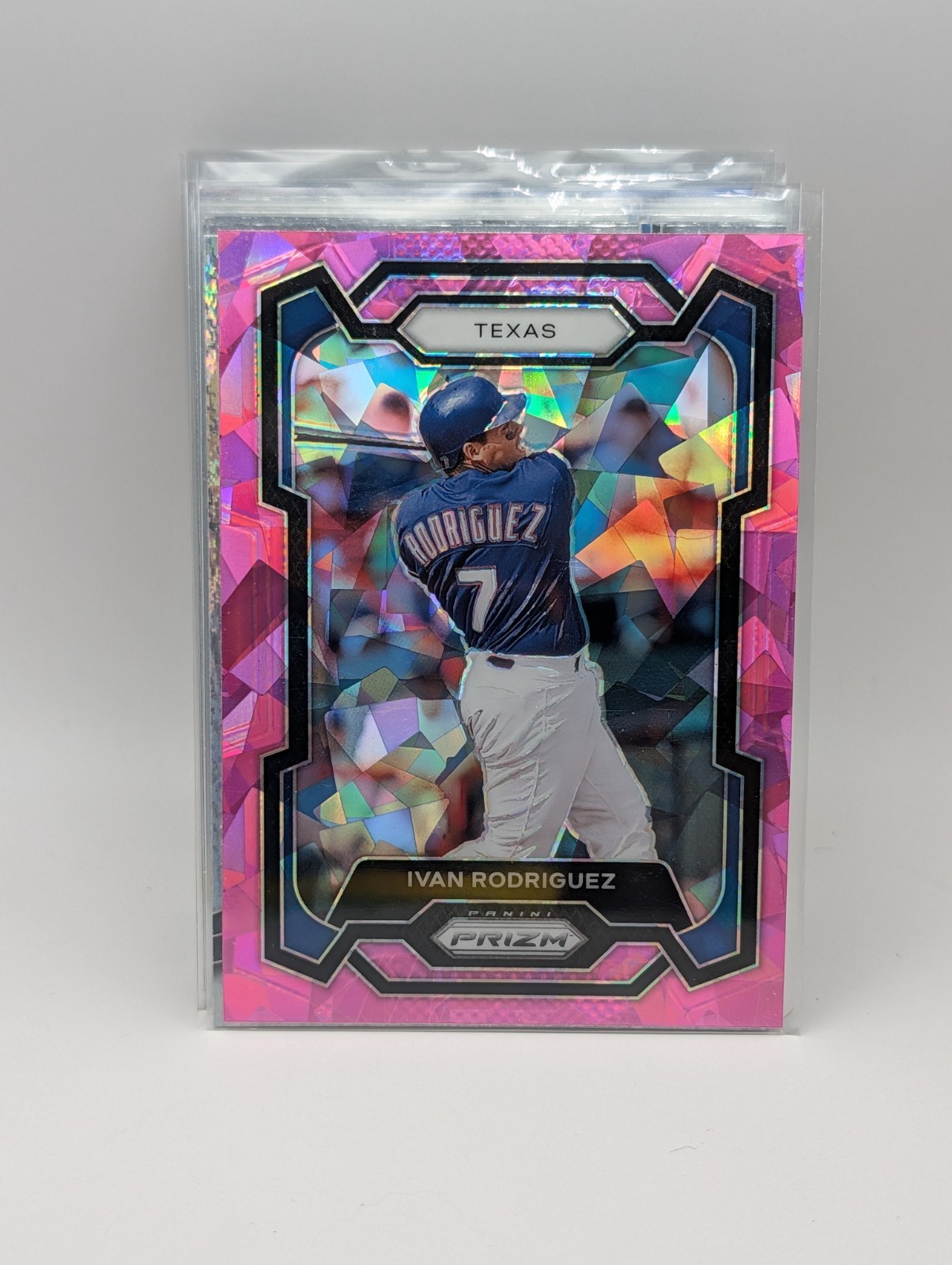 2024 Prizm Ivan Rodriguez Pink Ice 