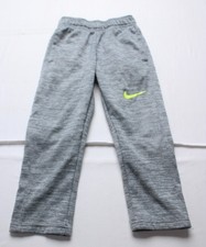 Nike Boy's Dri-FIT Therma Pull-On Sweatpants EH6 Gray Heather Small US 5