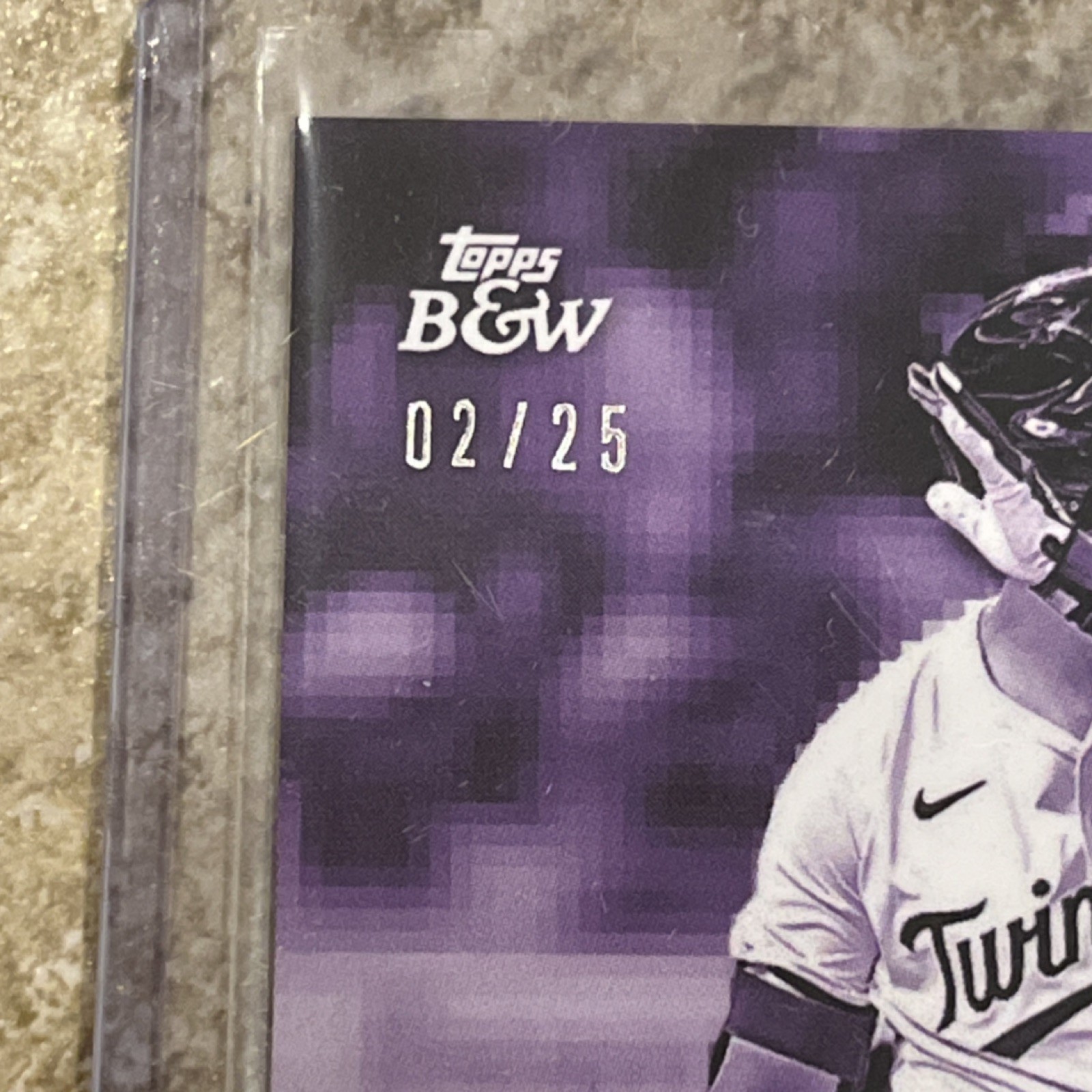 2025 Topps Black & White Rookie Resolution Brooks Lee RC /25 Number Match thumbnail 3