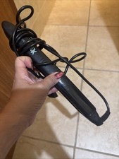Bio Ionic OnePass Styling 1.5 Ceramic Flat Iron Hair Straightener Black
