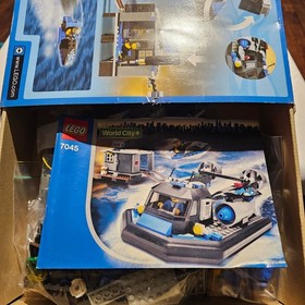 LEGO World City Harbor Set 7045 Hovercraft Hideout Boat 100% COMPLETE Gangster