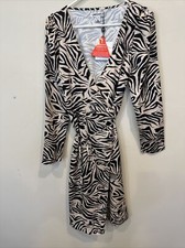 Unique 21 women dress animal prints wraps size 6 NEW