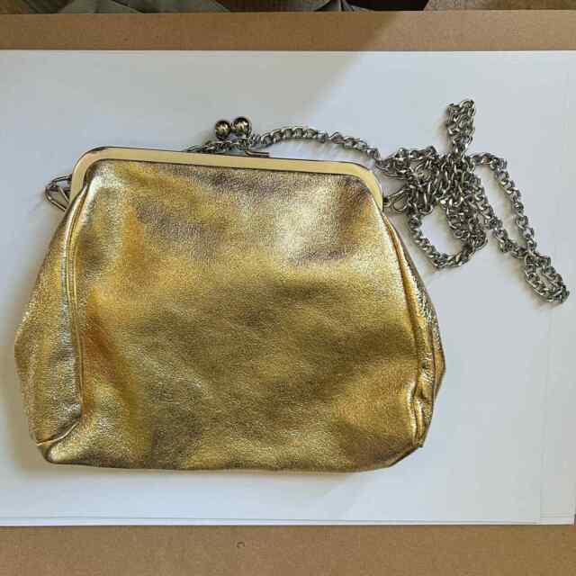 Uno Alla Volta metallic gold kisslock purse w removable strap Uno Alla Volta metallic gold kisslock purse w removable strap