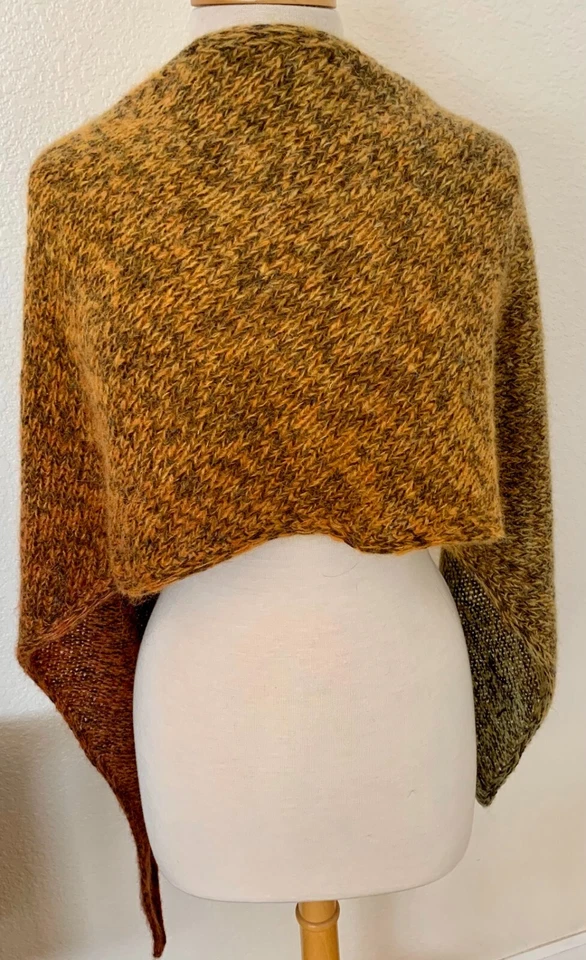 Alba Tweed Yarn from Jody Long: Now with 29 Colors Available - Image 3 of 4