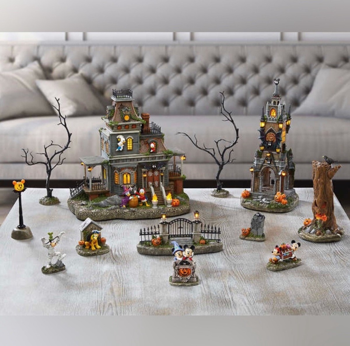2023 Costco Disney Halloween Village Haunted House 12 pcs