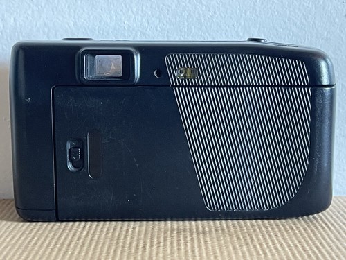Nikon One Touch 100 35 mm Point & Shoot Film Camera Vintage Tested Working READ - Picture 3 of 15