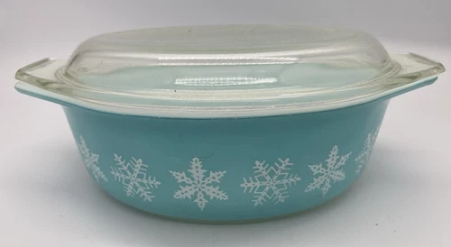 VINTAGE PYREX LG. LIDDED CASSEROLE BOWL DISH TURQUOISE SNOWFLAKE 045 2-1/2 Quart